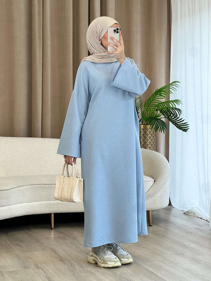 Boucle Kleid in Babyblau