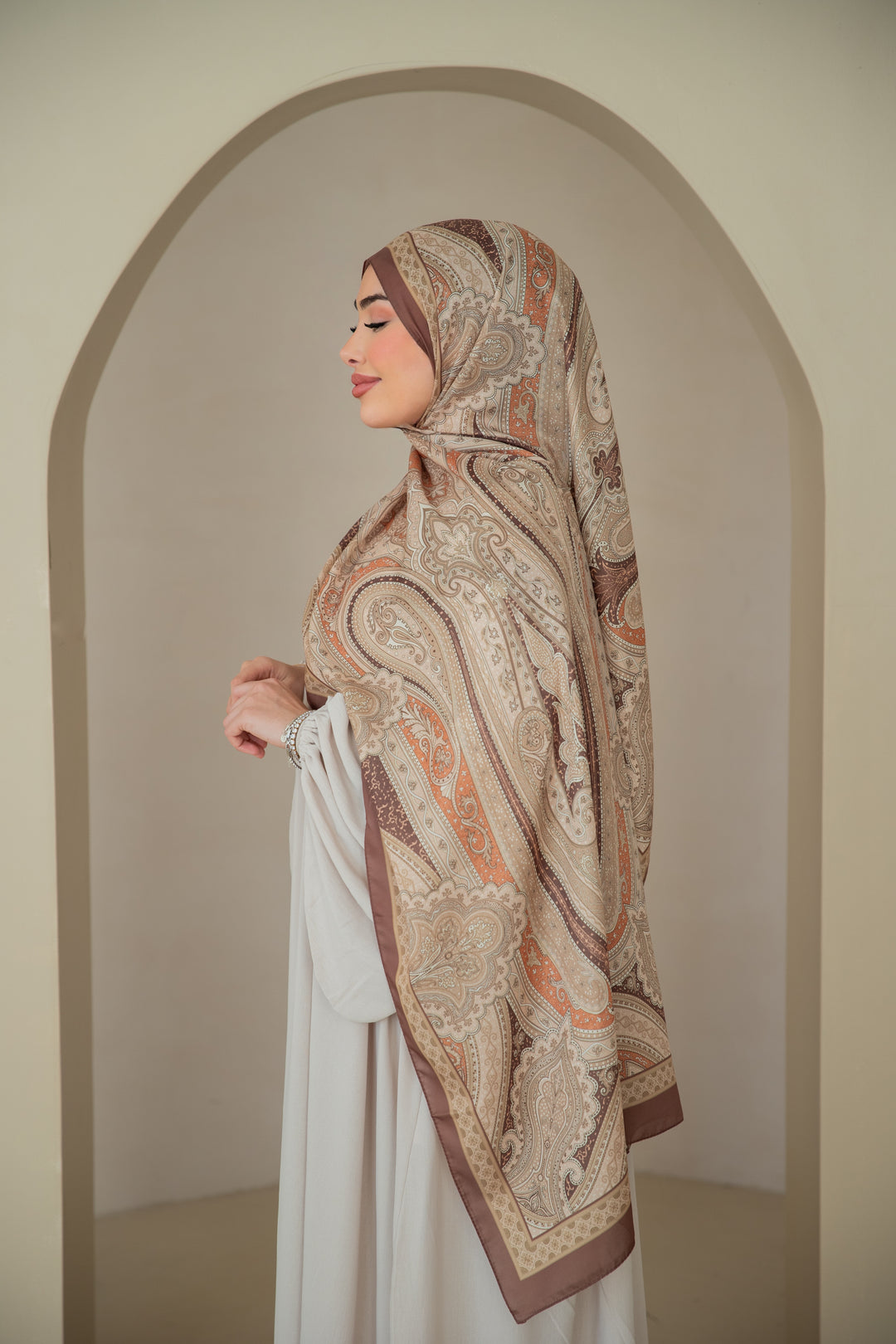 Soft Bohéme Hijab in Spiced Brown