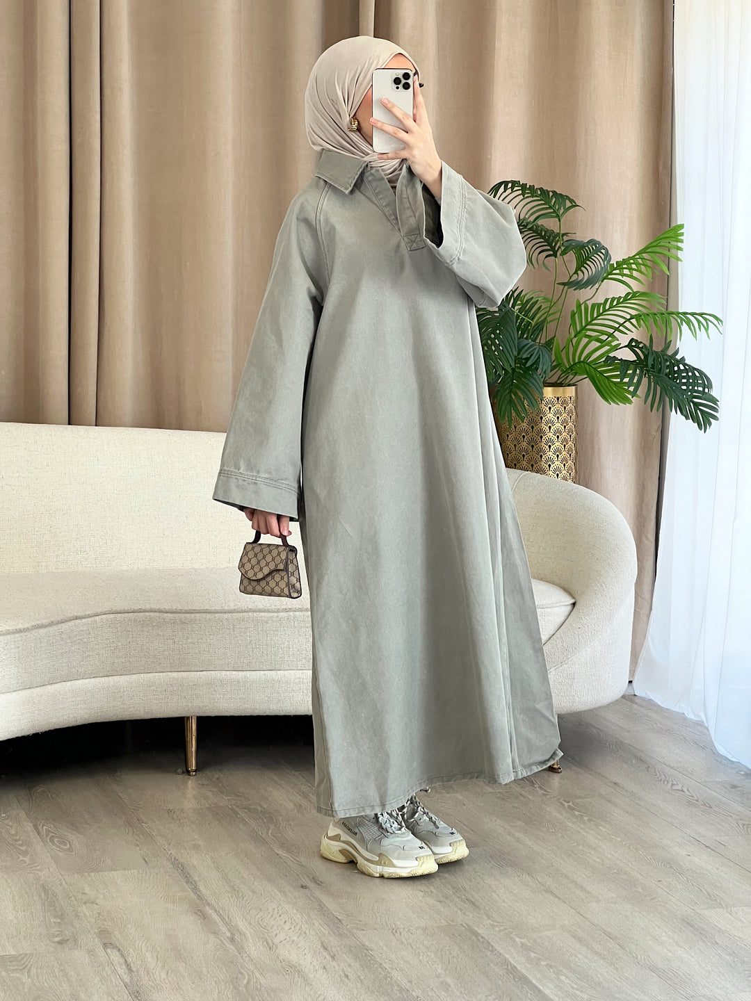 Zaynab Jeans Kleid in Grau