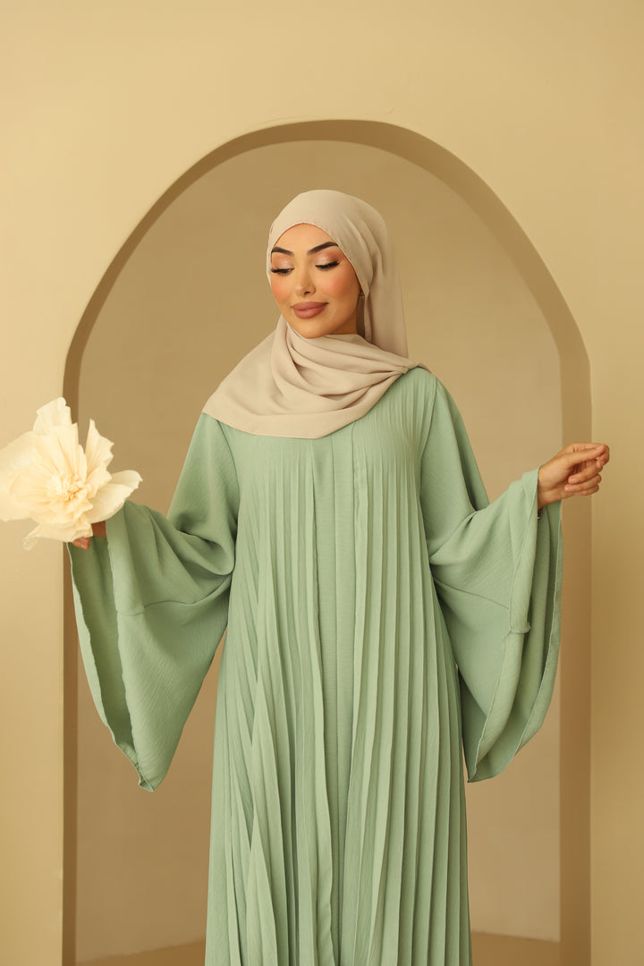 Bloom Plissee Abaya mit Trompetenärmeln in Mint